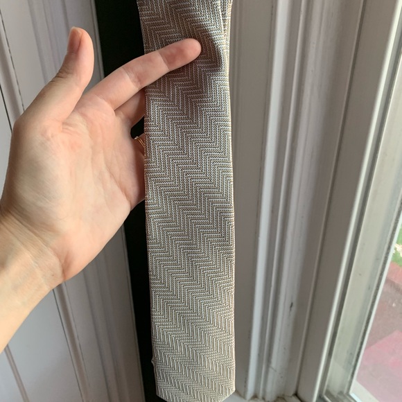 The Tie Bar Brown Classic Tie - Picture 2 of 4